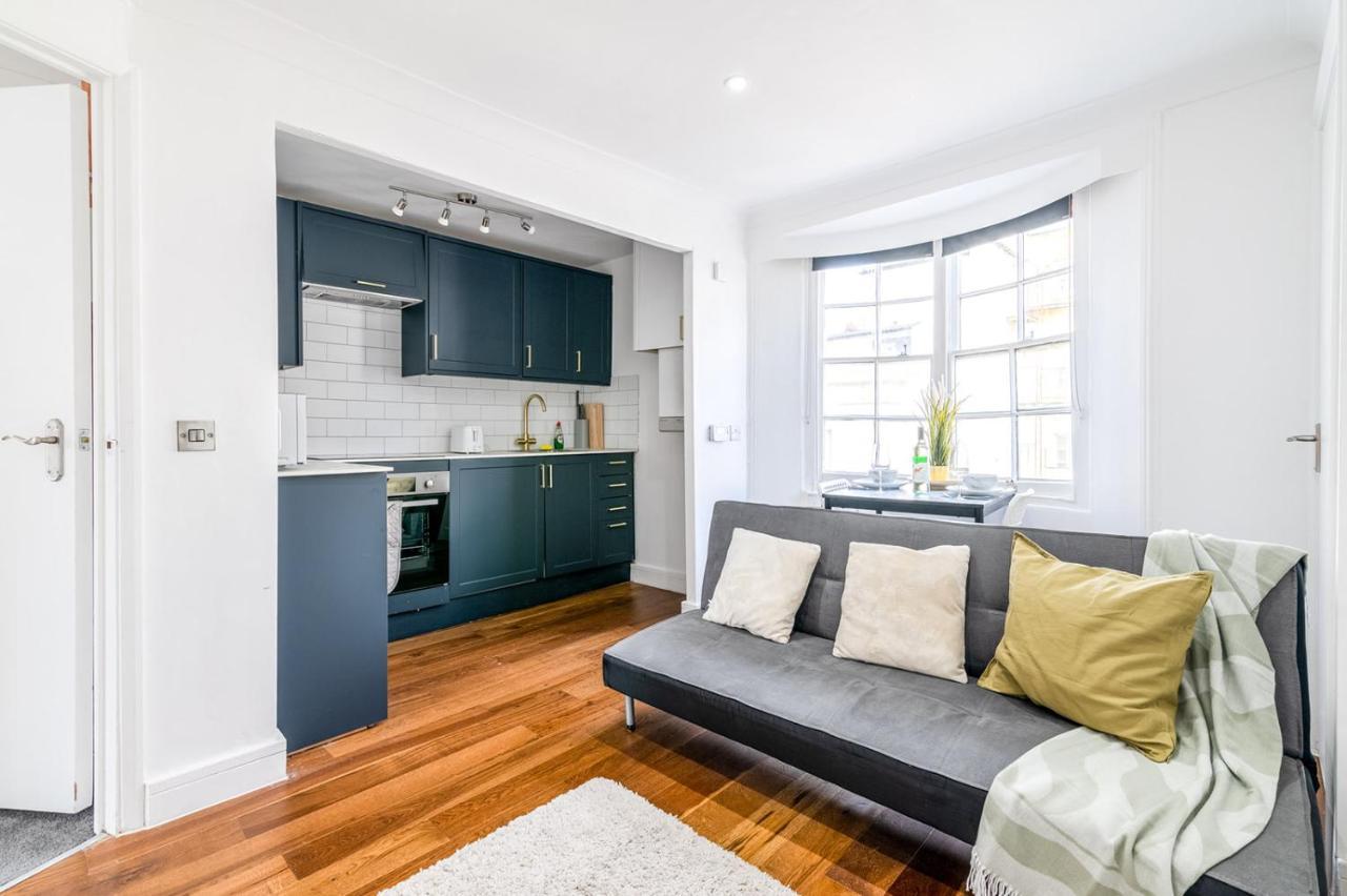Modern One Bedroom Apartments In Brighton Ngoại thất bức ảnh