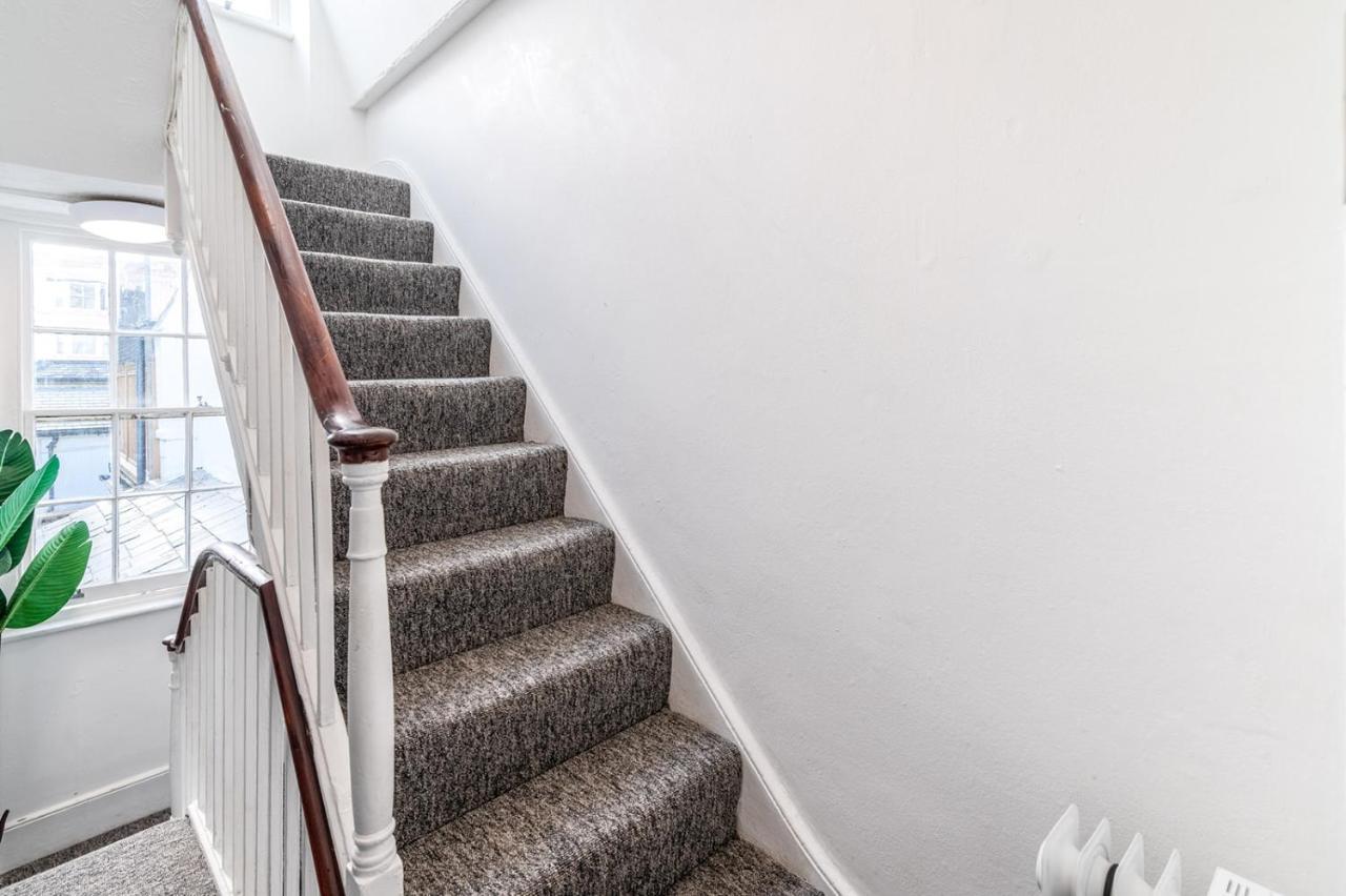 Modern One Bedroom Apartments In Brighton Ngoại thất bức ảnh