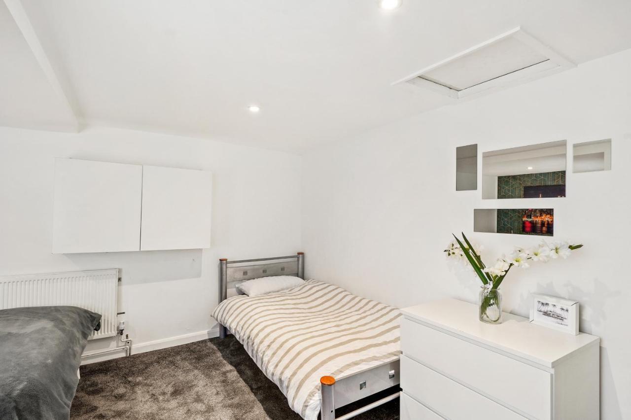 Modern One Bedroom Apartments In Brighton Ngoại thất bức ảnh