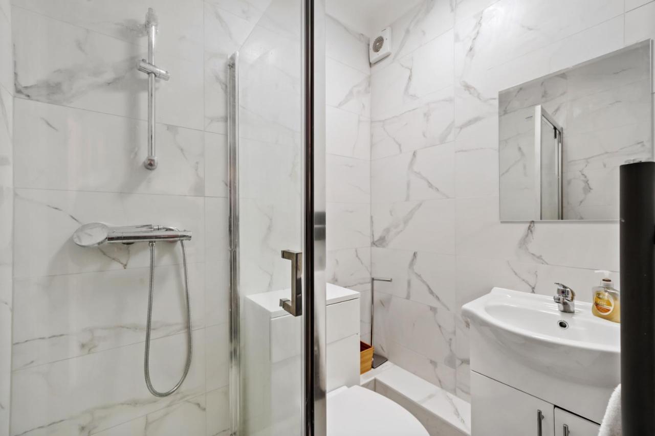 Modern One Bedroom Apartments In Brighton Ngoại thất bức ảnh